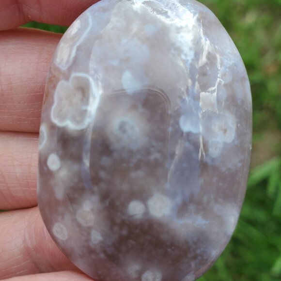 Flower Agate Palm Stone (FA609) - Picture 5 of 8